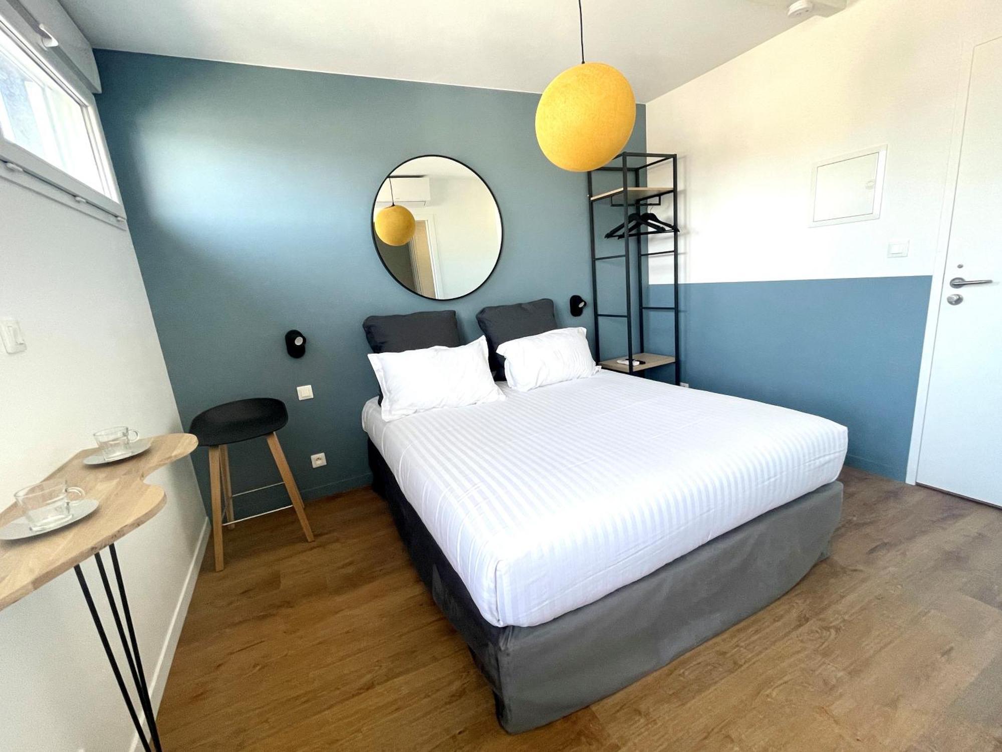 Апартаменти Demeure Rossini Cholet Centre Номер фото